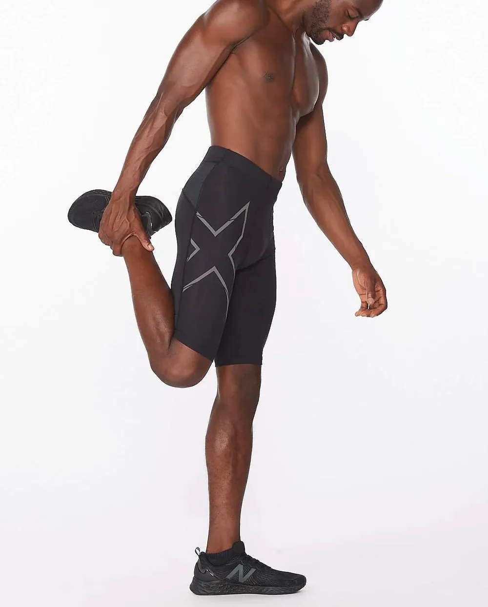 2XU Men's Light Speed Compression Shorts - Black/Black Reflective