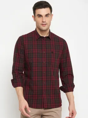 Cantabil Cotton Maroon Checkered Full Sleeve Regular Fit Casual Shirt for Men with Pocket