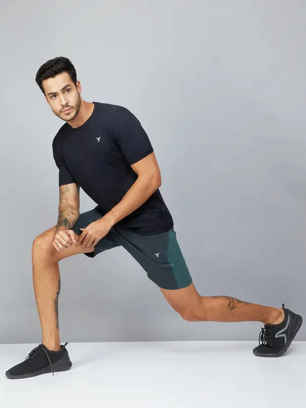 Men Colorblock Slim Fit Shorts with TECHNO DRY